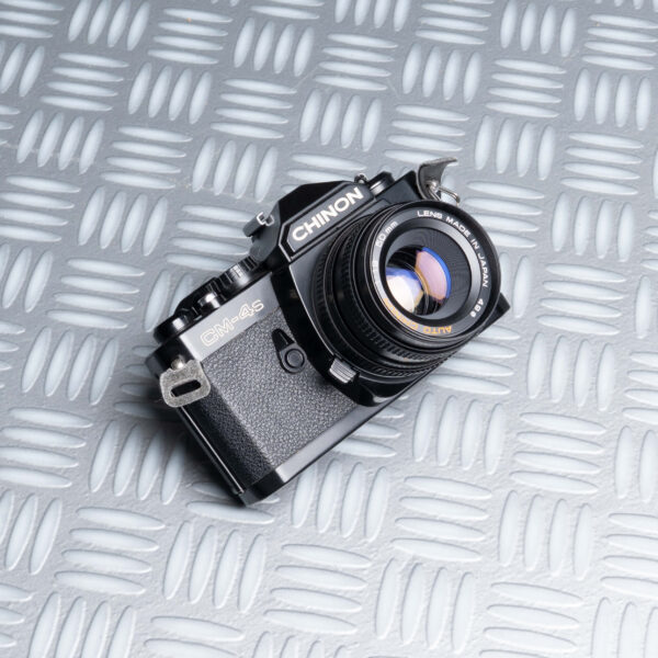 Chinon CM-4s + 50mm f/1.9