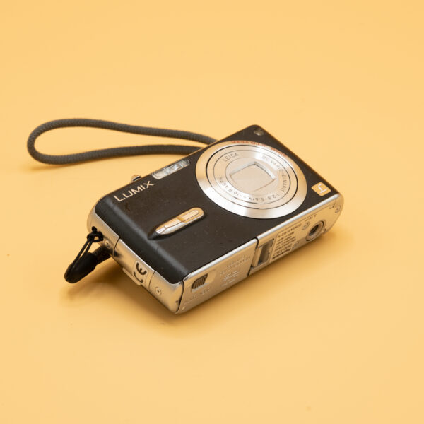 Panasonic DMC-FX07 Lumix